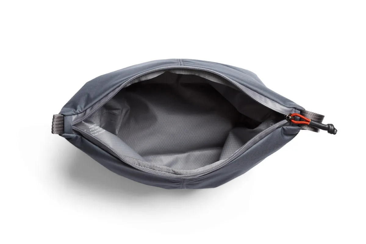 Bellroy Cooler Caddy in Charcoal