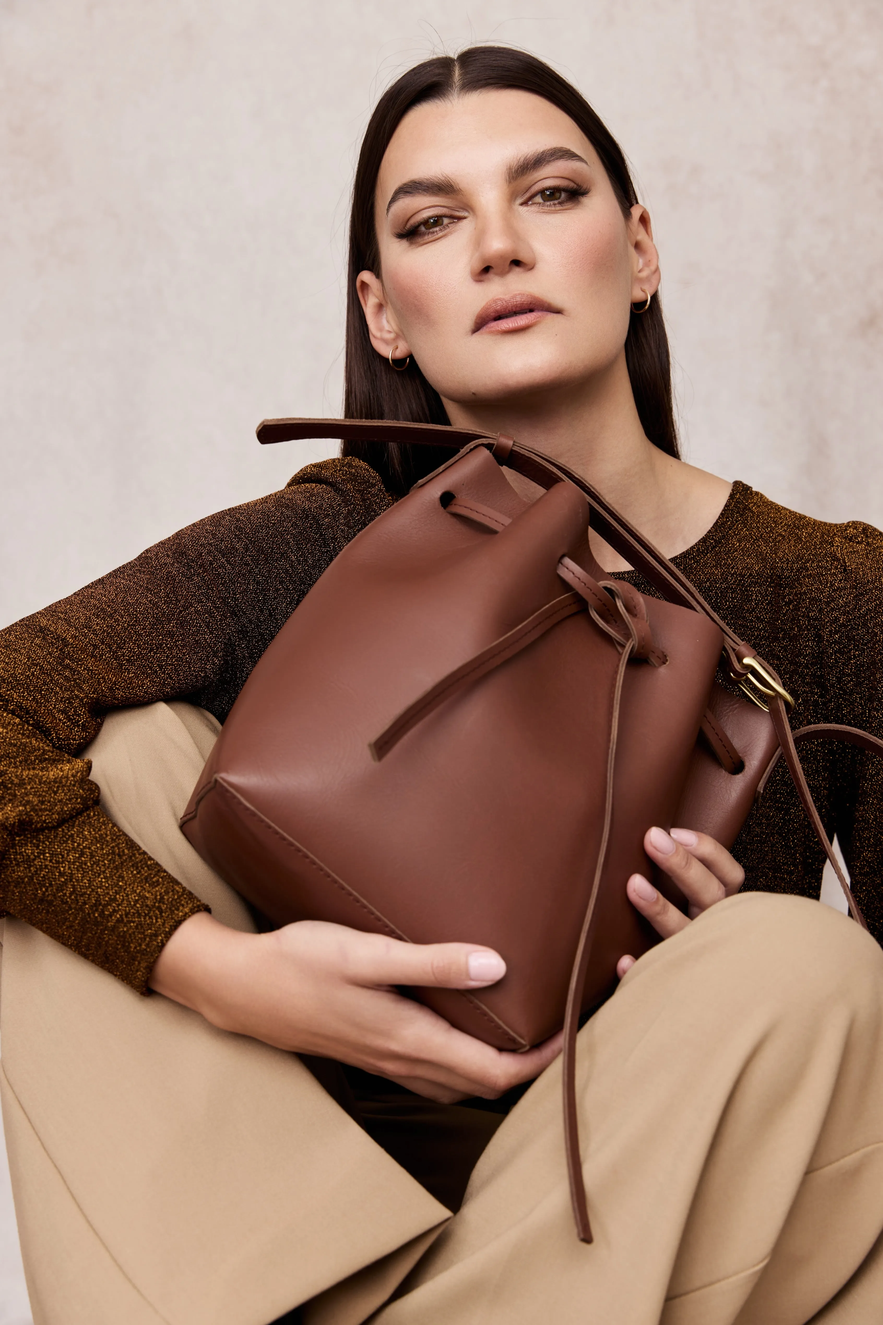 BUCKET LIST Bag by Byrd Studio - Chestnut Brown Leather