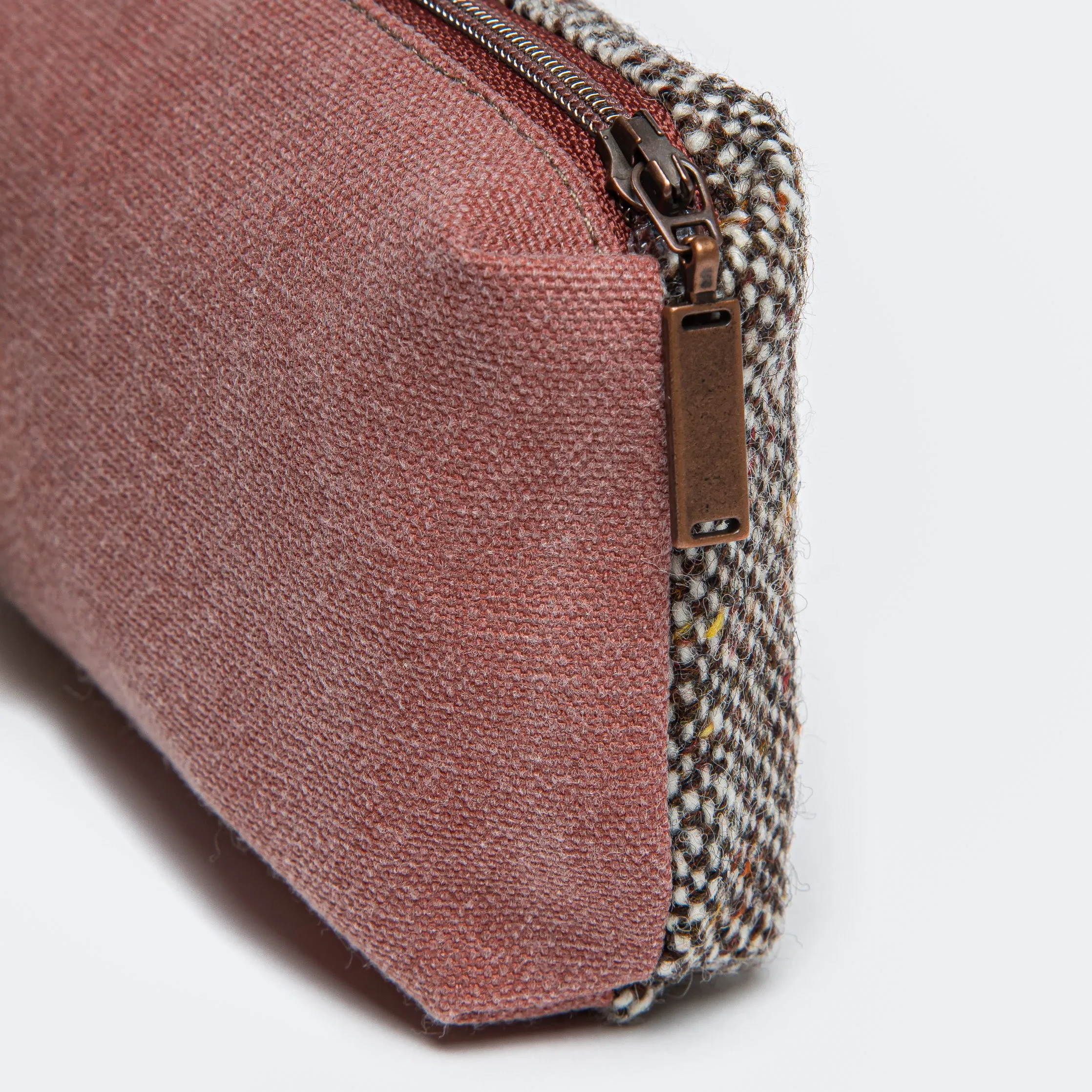 Cloud7: Little Tweed Bag in Red