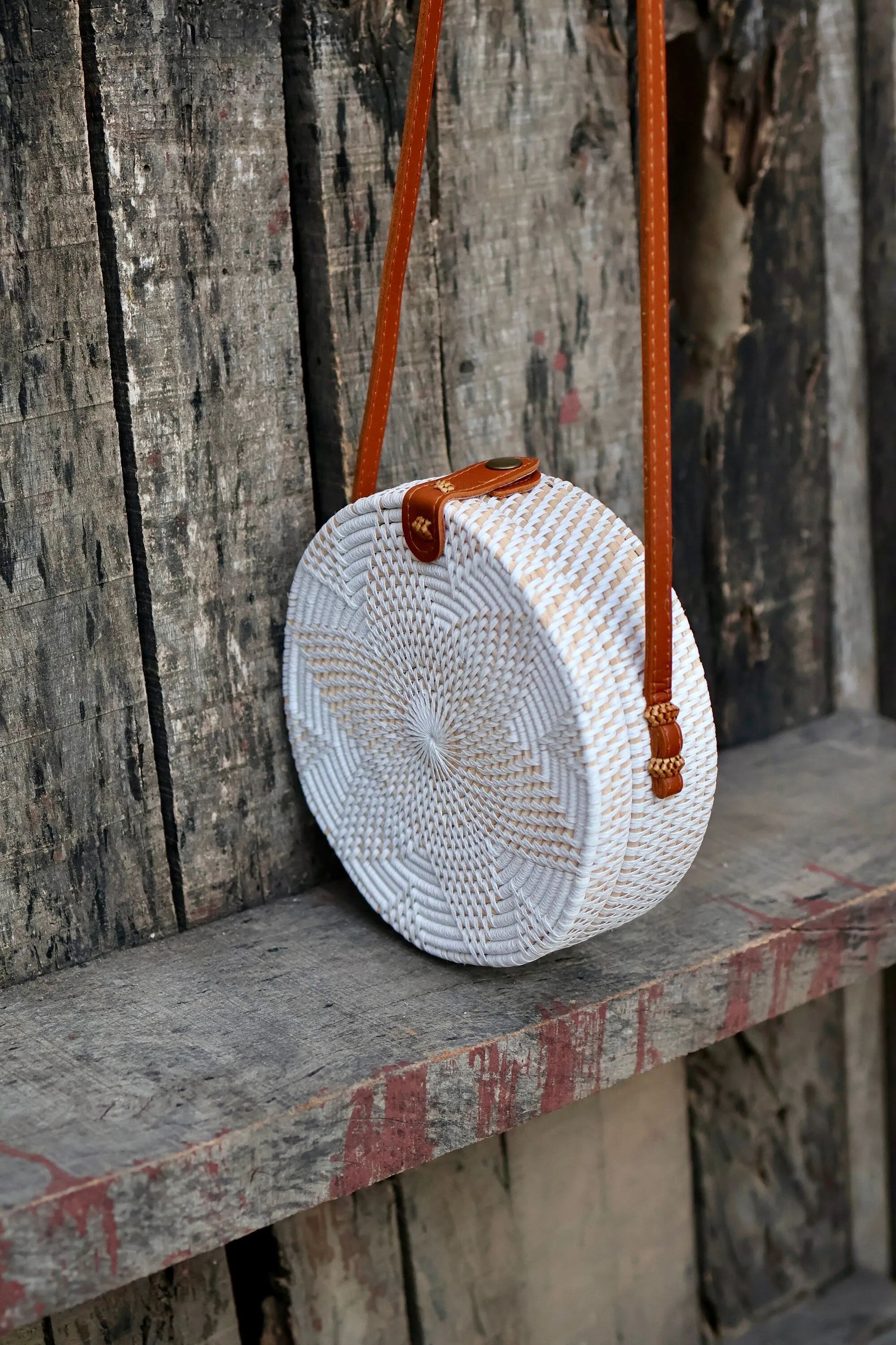 Round Rattan Bag with Flower Weaving, Bali Bag Handwoven Crossbody Purse, Braided Straw Bag, Bali Sling Bags, Rattan Bags, Gift for her