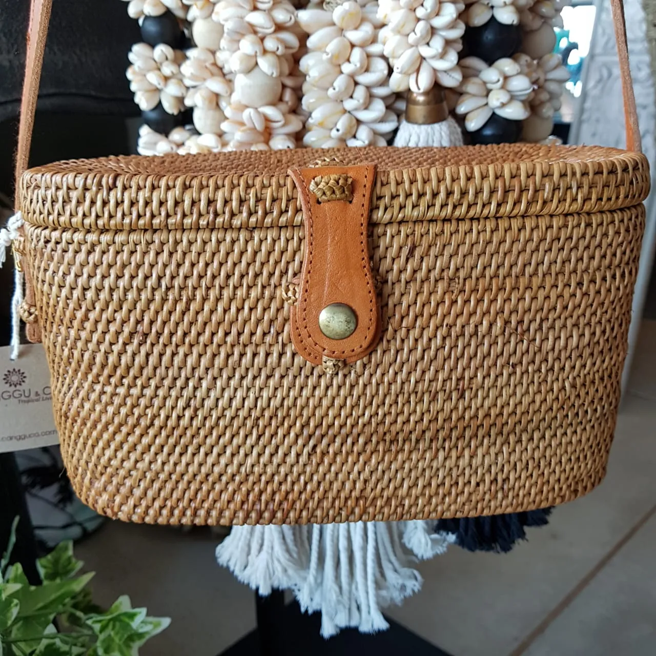 Woven Natural Rattan Cylinder Shaped Bag With Leather Strap