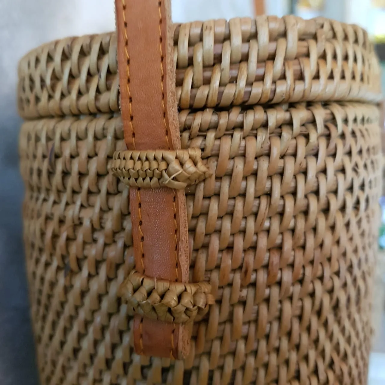 Woven Natural Rattan Cylinder Shaped Bag With Leather Strap